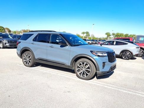 New 2026 Ford Explorer ST-Line RWD image 33
