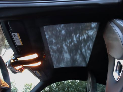 Used 2018 Mercedes-Benz AMG GT S image 27