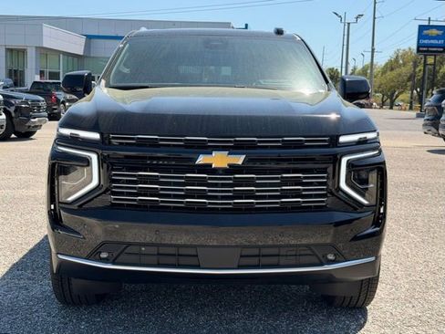 New 2026 Chevrolet Suburban High Country RWD image 2