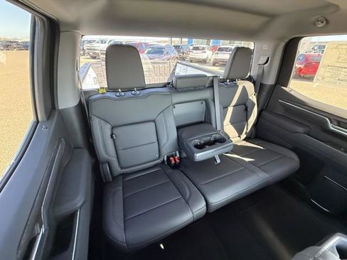 New 2026 GMC Sierra 1500 SLT image 35