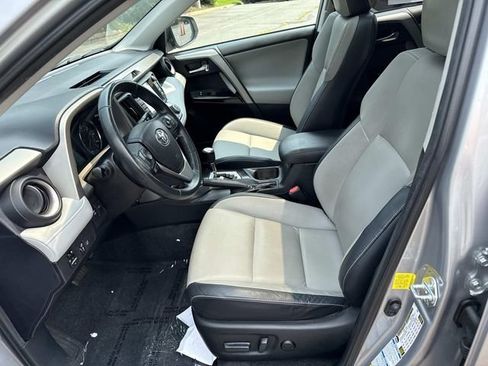 Used 2016 Toyota RAV4 Limited AWD/4WD image 14