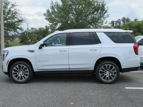Used 2026 GMC Yukon Denali w/ Sun & Power Step Package RWD image 4