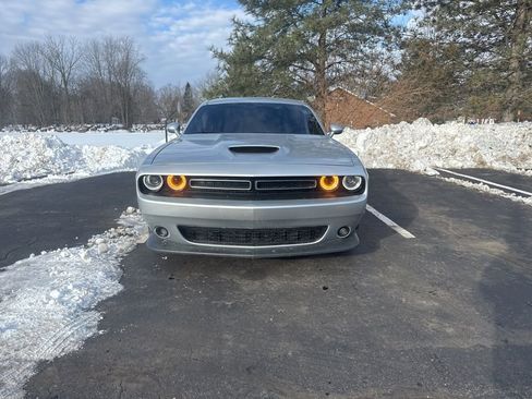 Used 2022 Dodge Challenger GT image 16