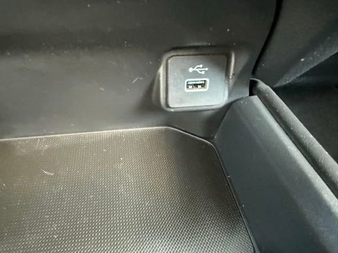 Used 2025 Honda HR-V LX image 22