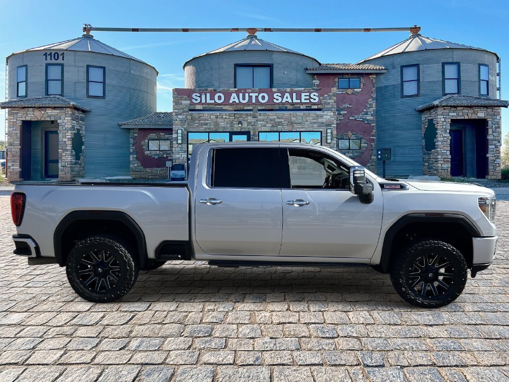Used 2021 GMC Sierra 3500 Denali w/ Technology Package AWD/4WD image 6