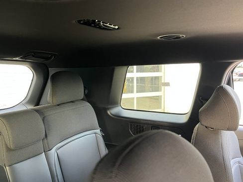 New 2027 Kia Telluride S FWD image 8