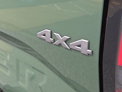 New 2026 Nissan Frontier SV w/ All-Weather Content Package image 8