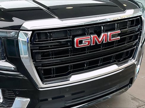 Used 2022 GMC Yukon SLE w/ Gmc Pro Safety Plus Package image 31