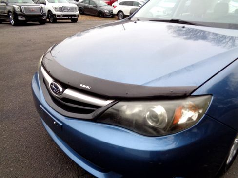 Used 2010 Subaru Impreza 2.5i Premium image 9