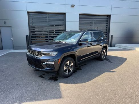 Used 2022 Jeep Grand Cherokee Limited 4xe AWD/4WD image 1