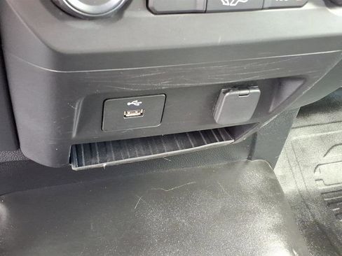 Used 2019 Ford F150 XL w/ Equipment Group 101A Mid AWD/4WD image 29