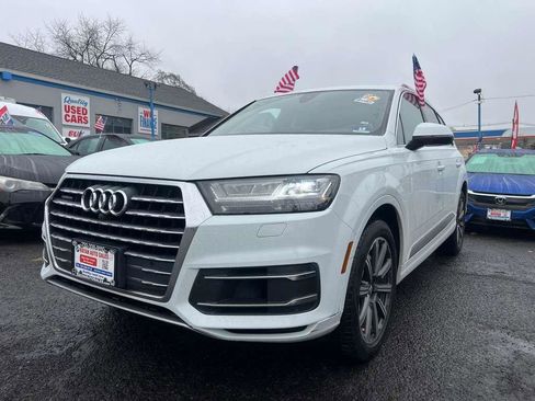 Used 2017 Audi Q7 3.0T Premium Plus w/ Premium Plus Package image 5