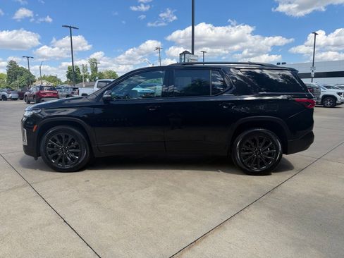 Used 2023 Chevrolet Traverse RS w/ LPO, Floor Liner Package AWD/4WD image 8