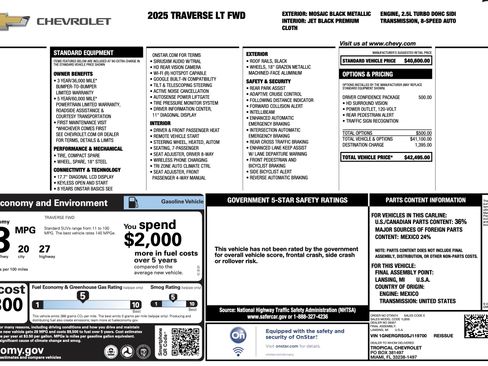 Used 2025 Chevrolet Traverse LT w/ Driver Confidence Package FWD image 5