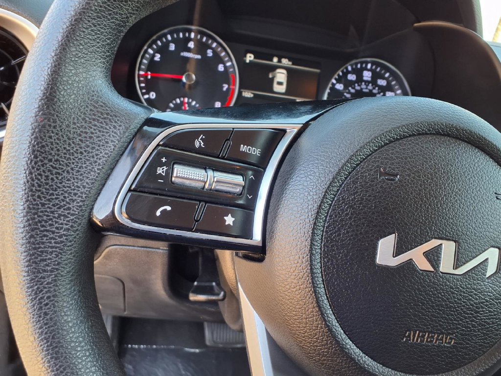 Certified 2023 Kia Forte LXS FWD image 19