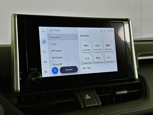 Used 2025 Toyota RAV4 LE FWD image 21