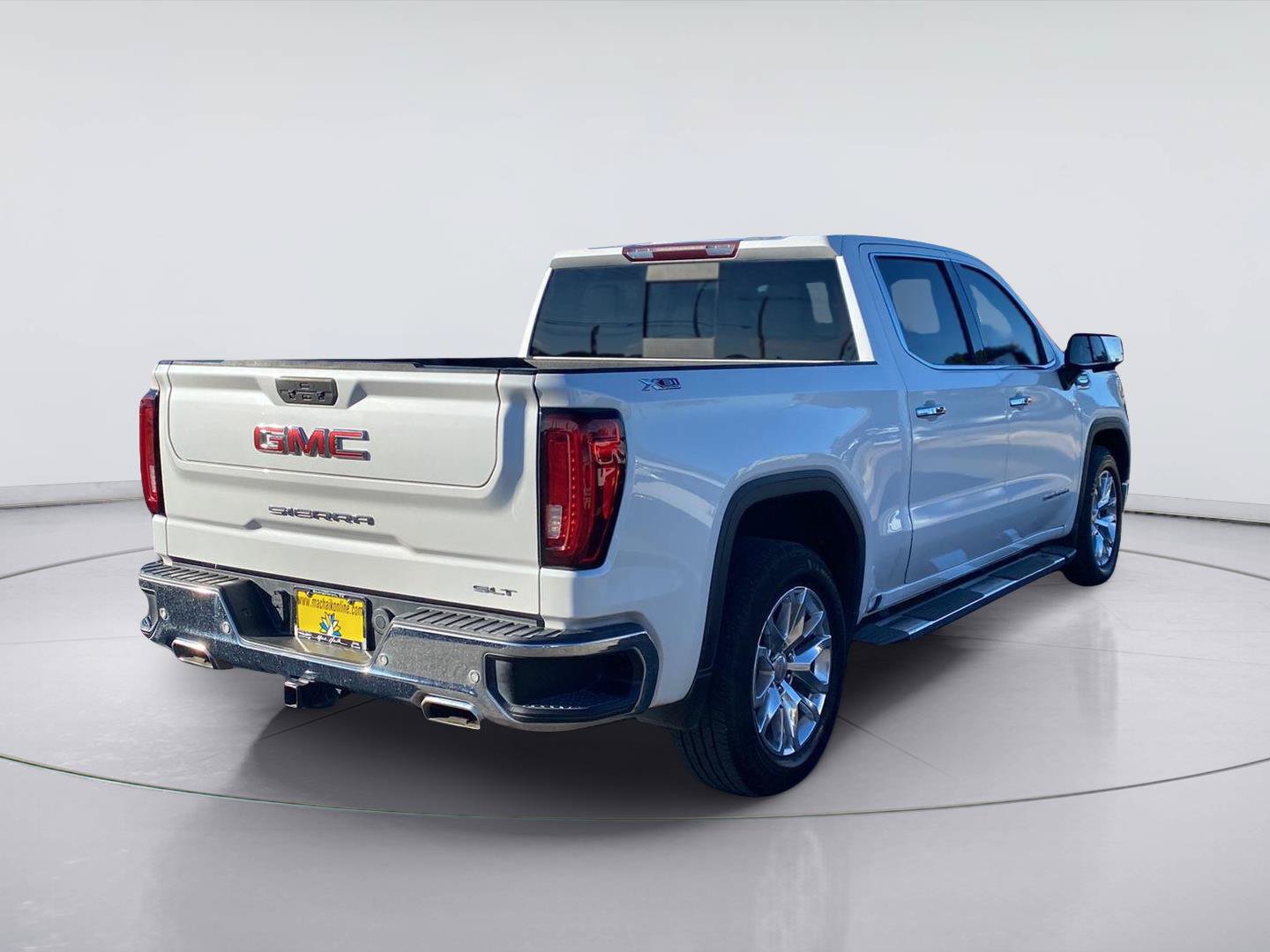 Used 2021 GMC Sierra 1500 SLT AWD/4WD image 4