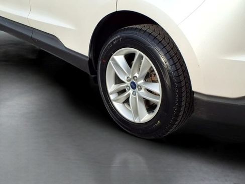 Used 2016 Ford Edge SEL w/ Equipment Group 201A AWD/4WD image 23