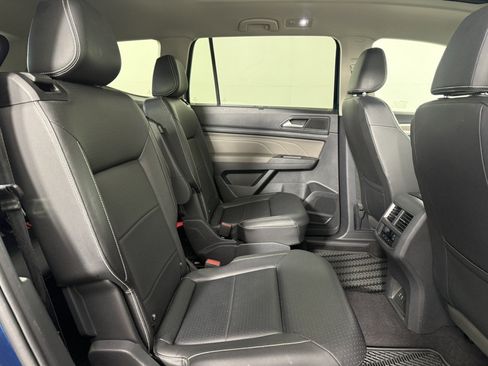 Used 2023 Volkswagen Atlas SEL AWD/4WD image 14