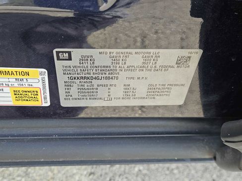 Used 2016 GMC Acadia SLT w/ Open Road Package image 31