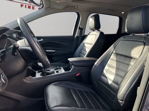 Used 2018 Ford Escape Titanium image 11