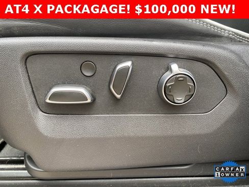 Used 2025 GMC Sierra 2500 AT4X image 23