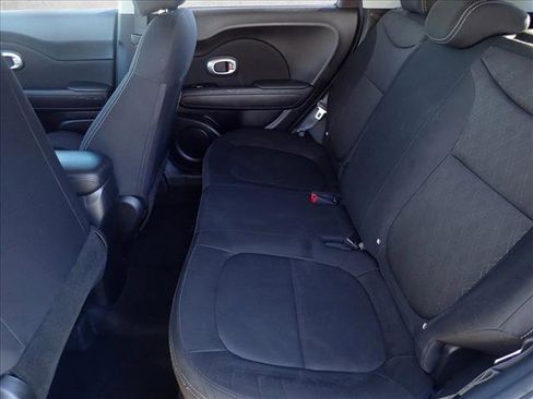 Used 2018 Kia Soul Base w/ Convenience Package image 8