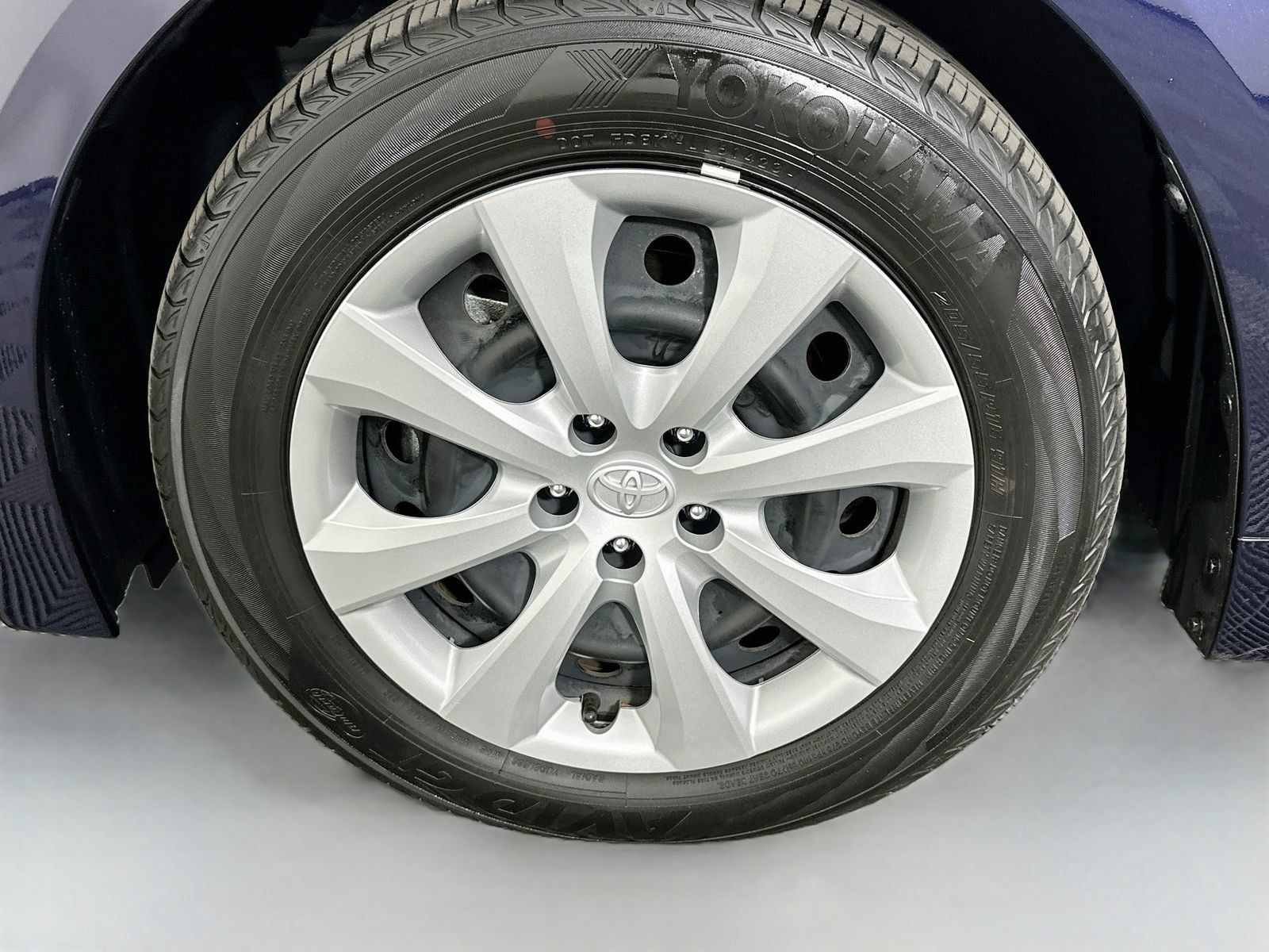 Used 2023 Toyota Corolla LE FWD image 29