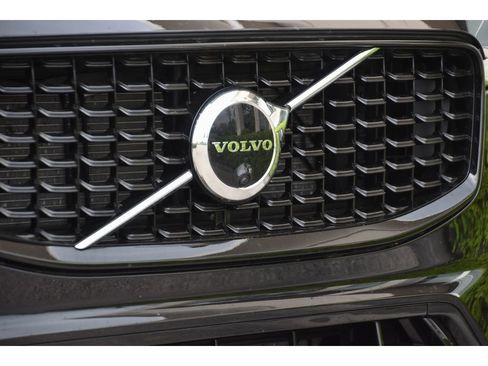 Used 2023 Volvo XC60 B5 Plus w/ Climate Package AWD/4WD image 10
