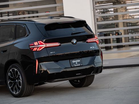 New 2026 BMW X3 xDrive30 w/ Premium Package image 6