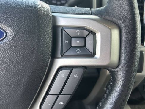 Used 2021 Ford F250 Lariat w/ Lariat Ultimate Package AWD/4WD image 29