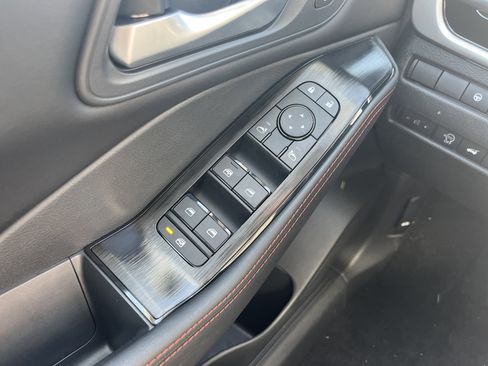 New 2026 Nissan Rogue SV AWD/4WD image 18