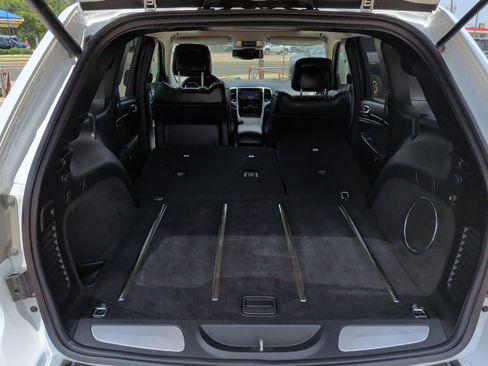 Used 2013 Jeep Grand Cherokee SRT8 AWD/4WD image 39