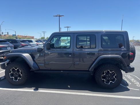 Used 2021 Jeep Wrangler Unlimited Rubicon 4xe w/ Steel Bumper Group AWD/4WD image 8