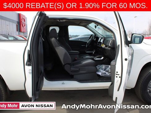 New 2025 Nissan Frontier SV image 16