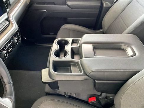 Used 2023 Chevrolet Silverado 1500 LT AWD/4WD image 13