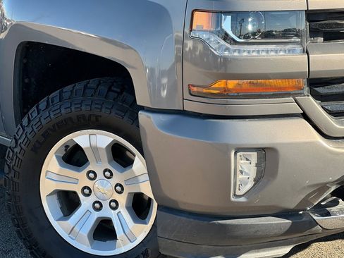 Used 2017 Chevrolet Silverado 1500 LT w/ All Star Edition image 28