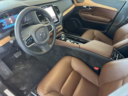 Used 2023 Volvo XC90 T8 Plus AWD/4WD image 14