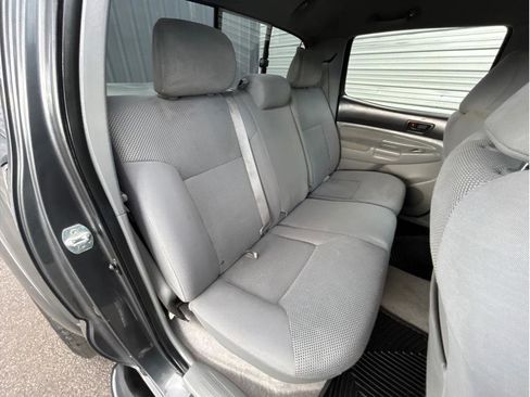 Used 2011 Toyota Tacoma 4x4 Double Cab image 23