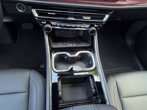 New 2026 Chevrolet Traverse Z71 w/ Driver Confidence Package image 16