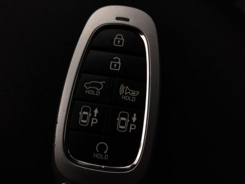 Used 2021 Hyundai Santa Fe Limited image 43