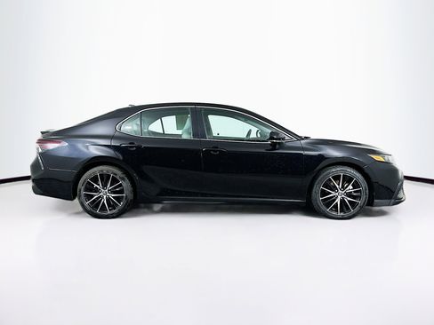 Used 2024 Toyota Camry SE AWD/4WD image 10