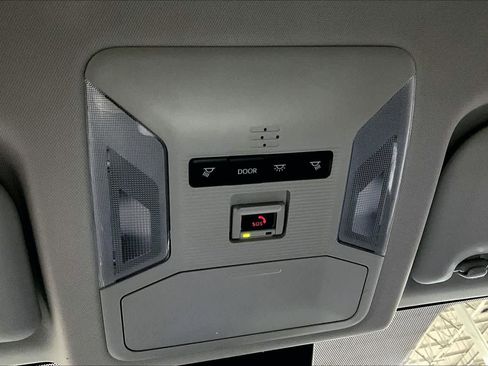 Used 2021 Toyota RAV4 LE image 36