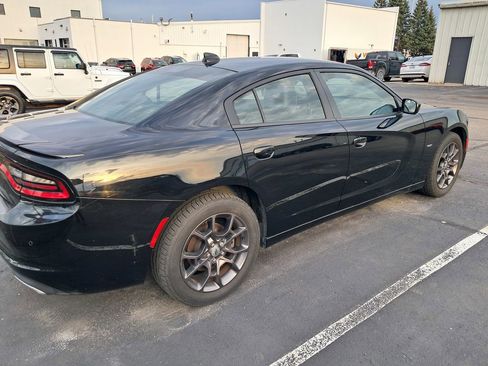 Used 2018 Dodge Charger GT image 7