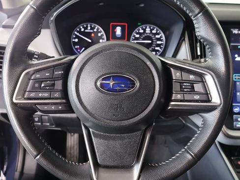 Used 2023 Subaru Outback Premium AWD/4WD image 3
