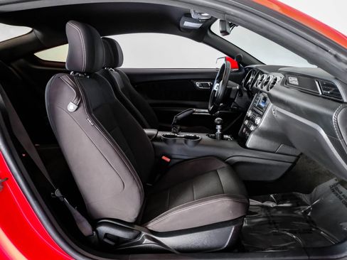 Used 2016 Ford Mustang V6 Coupe 2D image 28