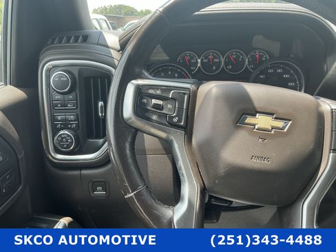 Used 2020 Chevrolet Silverado 1500 LTZ AWD/4WD image 19