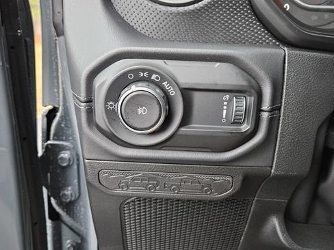 New 2026 Jeep Wrangler Unlimited Rubicon AWD/4WD image 24