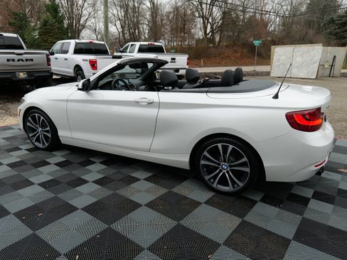 Used 2017 BMW 230i xDrive Convertible image 7