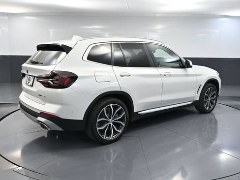 Used 2024 BMW X3 xDrive30i AWD/4WD image 6